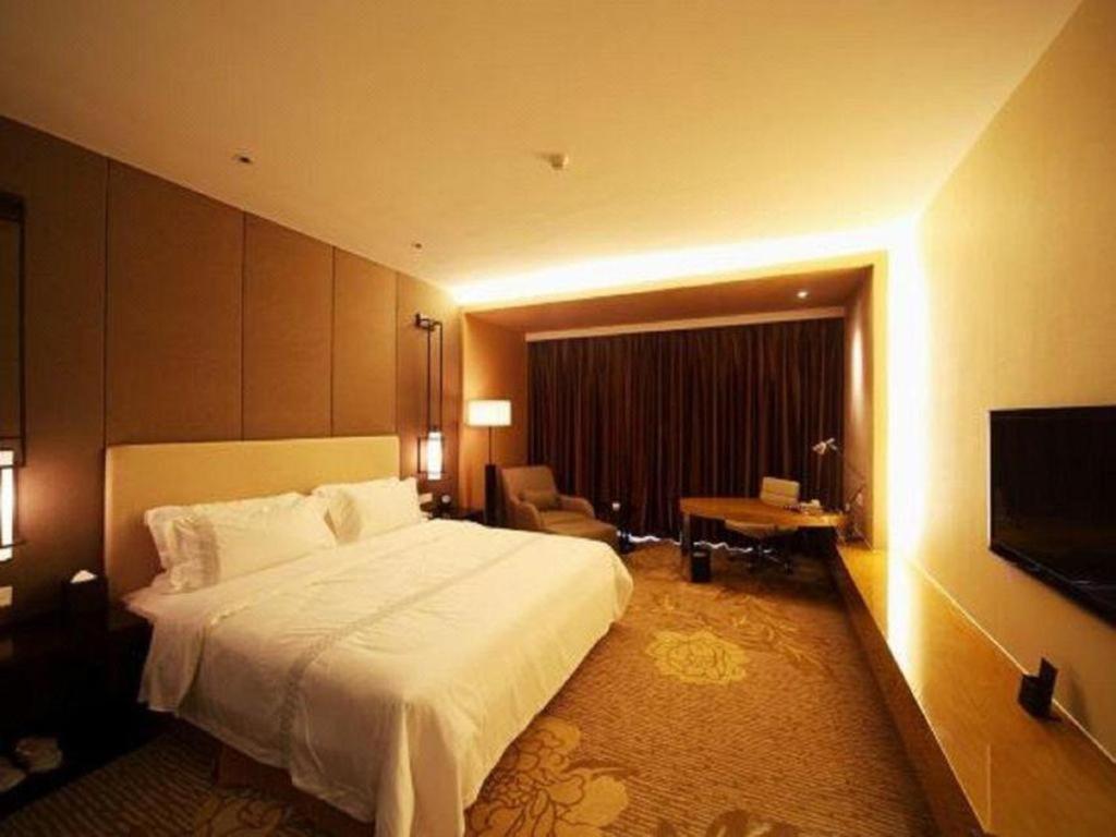 Haiyang Shenglong Jianguo Hotel Hai-yang-hsien Exterior foto